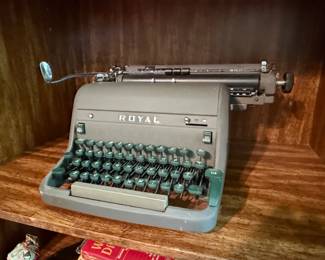 Royal Quiet Deluxe Portable Typewriter