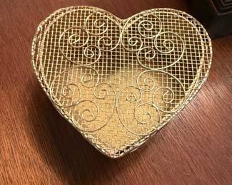 Gold Tone Wire Heart Shaped Trinket Box with Scrollwork