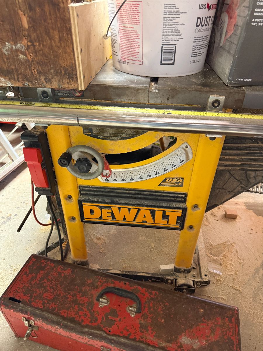 DeWalt table saw 