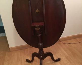 Convertable Side Table