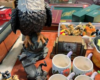 Burch KEEP  Den Eagle table