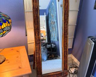 #60 - $80 - Cheval mirror clock 18Wx58"Tx20D
