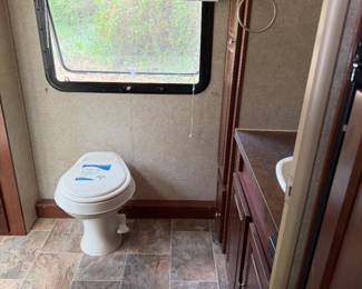#121 - 2014 Forest River  27' Mini Lite Rockwood camper - Available for Silent Bid only bids closing 4/11 at Noon.