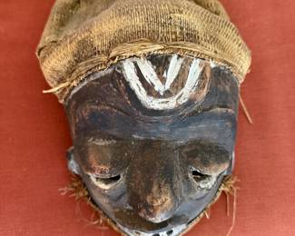 #38- $150 - African Ivory Coast Tribal  mask nut beads shells 11x9