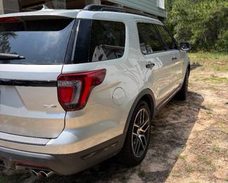 2019 Ford Explorer EcoBoost 4WD SUV  Available for Silent Bid only bids closing 4/11 at Noon.
