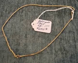 #124 - $250 - 14k Gold chain 17" - 4gr