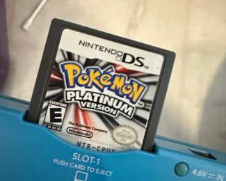 Nintendo DSi XL  Blue fourth image