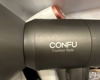 CONFU W Ionic Hair Dryer with Diffuser second image