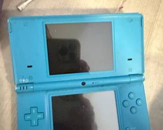 Nintendo DSi XL  Blue third image