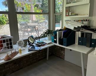 IKEA MICKE Desk second image