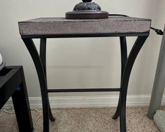 Tiffany Style Table Lamp with Stingray Leatherette Side Table second image