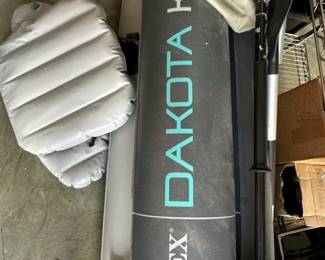 Intex Dakota K Inflatable Kayak Set second image
