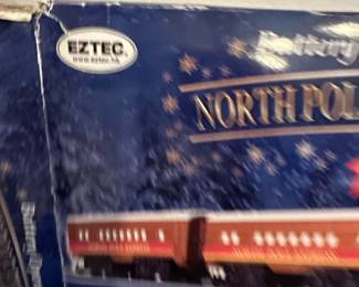 Eztec North Pole Express Battery Operated Train Set third image