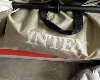 Intex Dakota K Inflatable Kayak Set fourth image