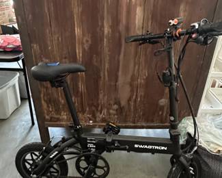 Swagtron EB Pro Electric Bike