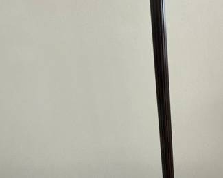 Tiffany Style Stained Glass Table Lamp third image