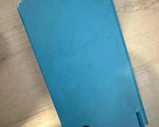Nintendo DSi XL  Blue second image