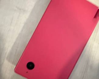Nintendo DSi Pink second image