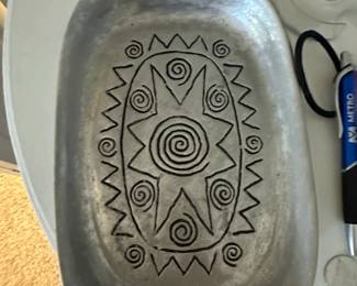 Wilton Armetale Reggae Bread Tray