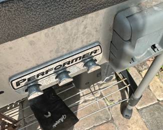 Weber Performer Charcoal Grill fourth image