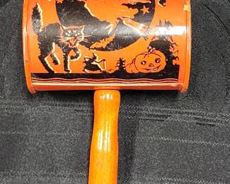 Halloween noise maker