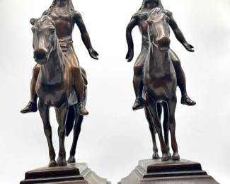 (2) Chiefs On Horse Bookends