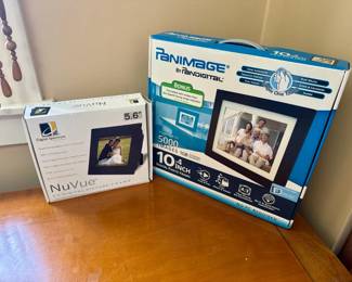 (2) Digital Photo Display Frames
