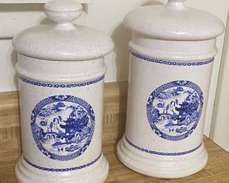 “Blue Willow” Canisters by Nelson McCoy  (1970’s)
