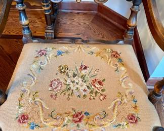 Berkey & Gay 1920's Antique Renaissance Revival Dining Room Table and 6 Chairs