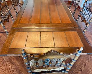 Berkey & Gay 1920's Antique Renaissance Revival Dining Room Table and 6 Chairs