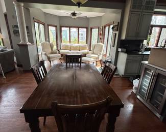 Kitchen Table and 4 Chairs