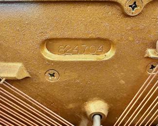 Baldwin Piano - Serial # 824704