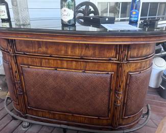 closer look at wood bar