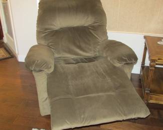 Power Reclining Lift Chair