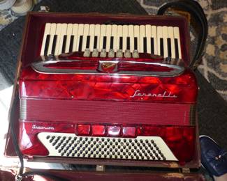 Vintage Serenelli Piano Accordion