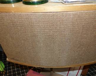 Pair of Vintage Bose Speakers