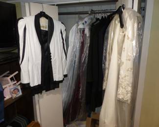 Lots of Women's Clothing