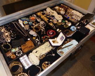 Costume Jewelry & Watches