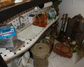 Loaded Basement, Bric-A-Brac, Hunting & Fishing Equipment, Clothing