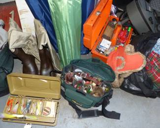 Come Dig In Garage, Fishing Equipment