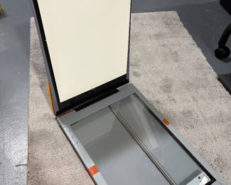 Canon Canoscan LiDE 30 USB Flatbed Scanner