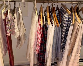 Beautiful Tablecloths & Placemats!