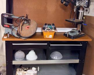 Stack-On Workshop Bench! w/ Light!