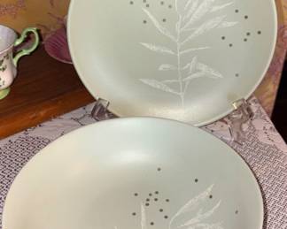 Thomas O’Brian Green Snow Leaf Bowl & Plate!