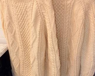Blarney Woolen Mills Cable Knit Sweater!