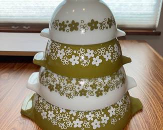Vintage Pyrex Spring Blossom Nesting Bowl Set