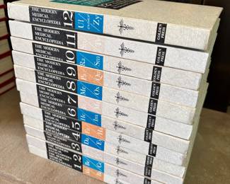 1965 Modern Medical Encyclopedia Set