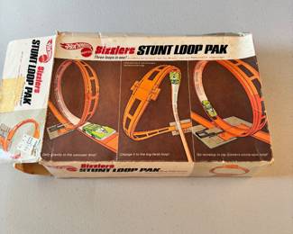 1970 Hot Wheels Stunt Loop Pak