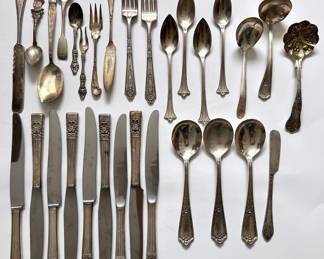 30 Pieces Vintage Cutlery Lot #: 116