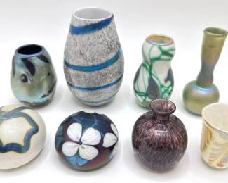 8 Charles Lotton (B1935) Hand Blown Art Glass Small Vases & Paper Weights, Signed Lot #: 20